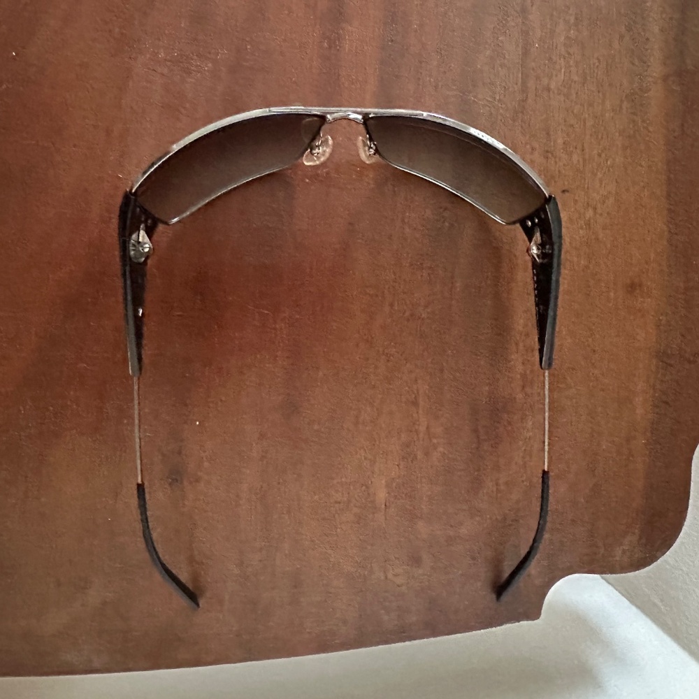 Y2K Prada Sunglasses - Picture 3 of 4